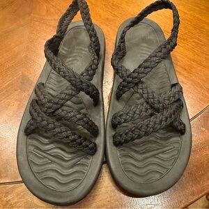 MEGNYA Black Braided Slingback Sandals Women’s Size 39 9 Beach Summer Resortwear